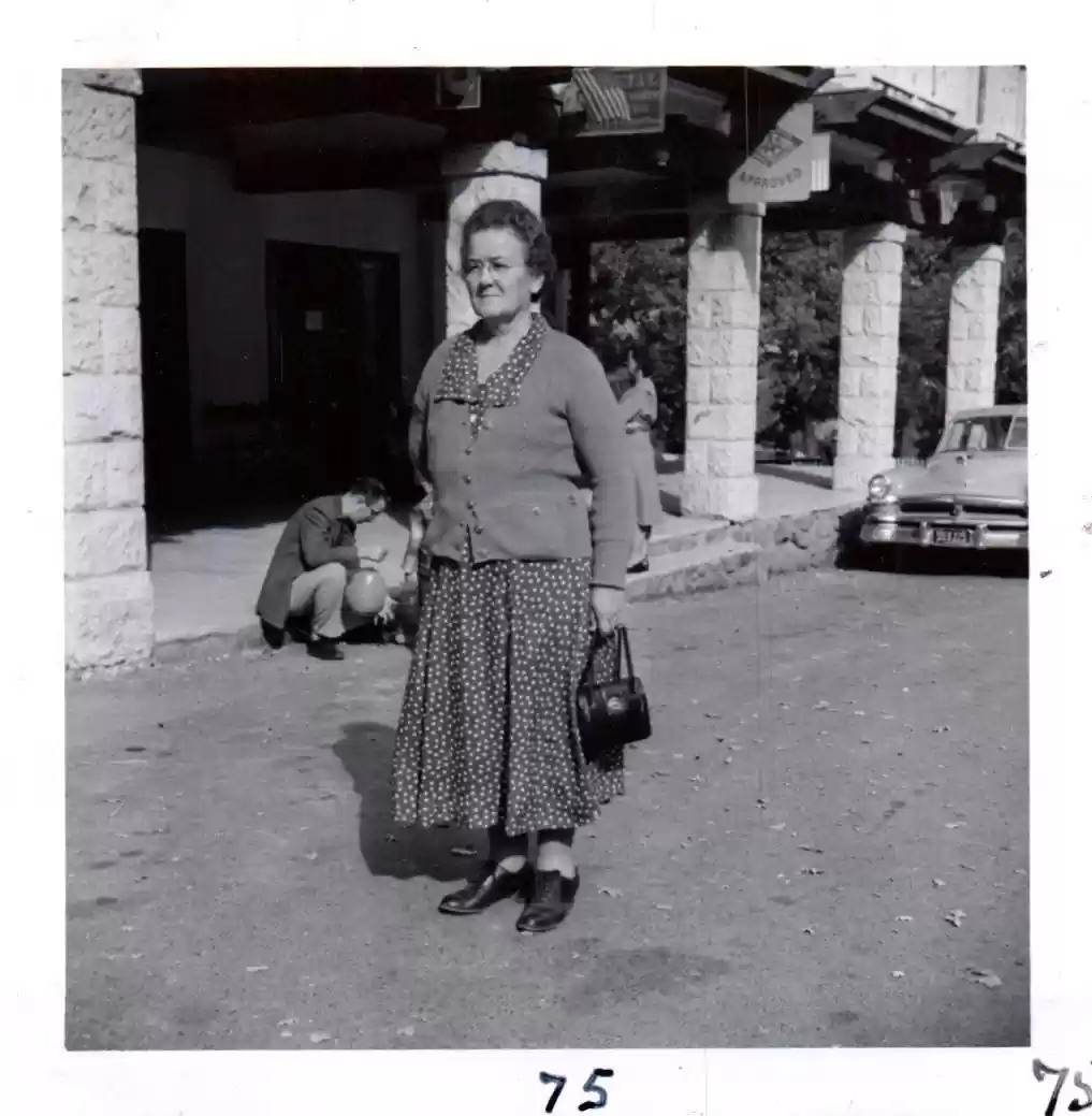 Mrs. Julian H. Jones, Belmont, Louisiana (75)